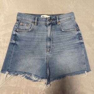 Zara 90’s Bermuda Denim Shorts